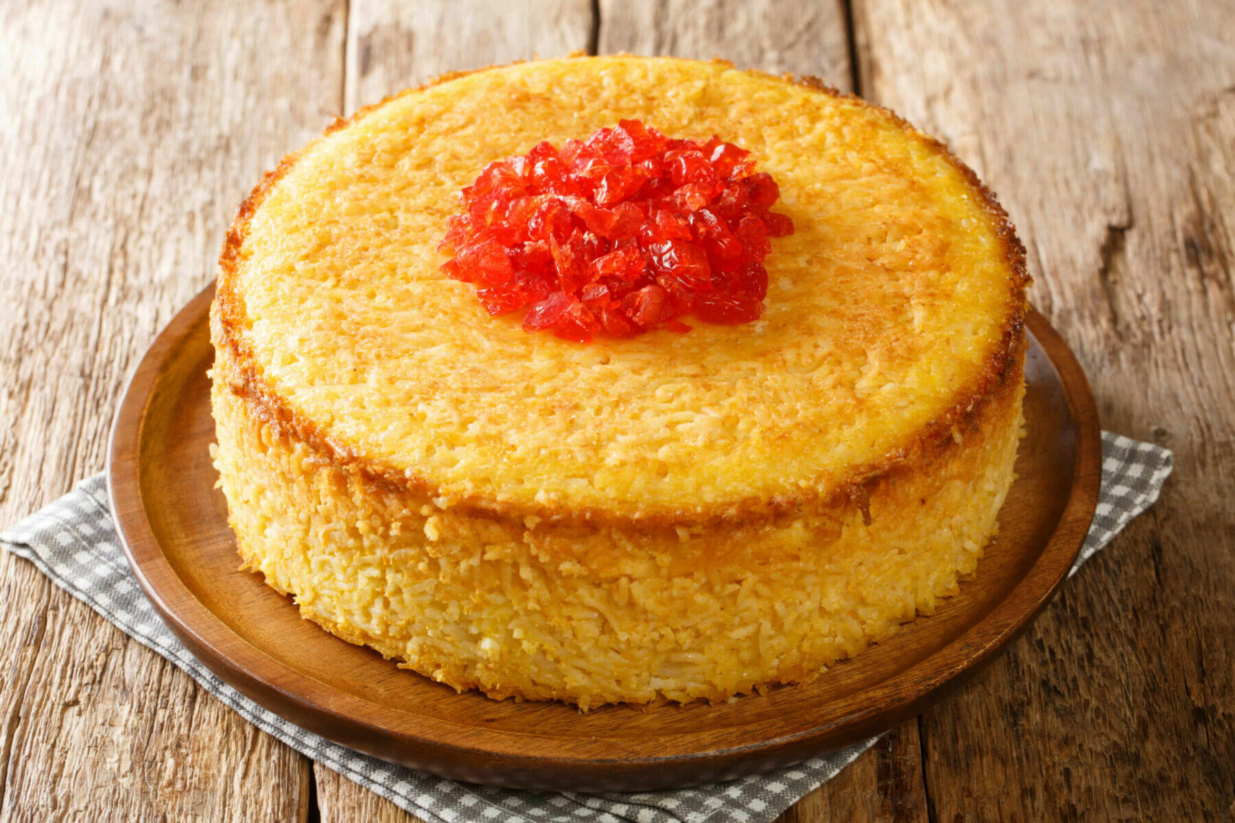 Tahdig (Persian Saffron Rice)